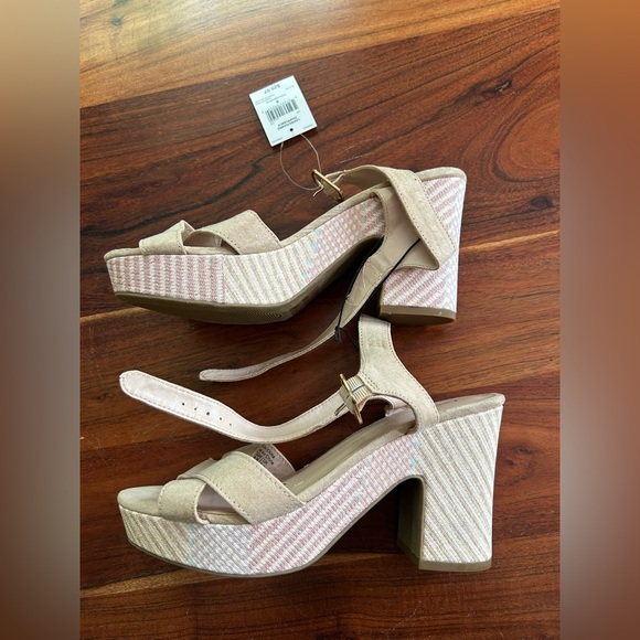 George chunky heals - Picture 4 of 9